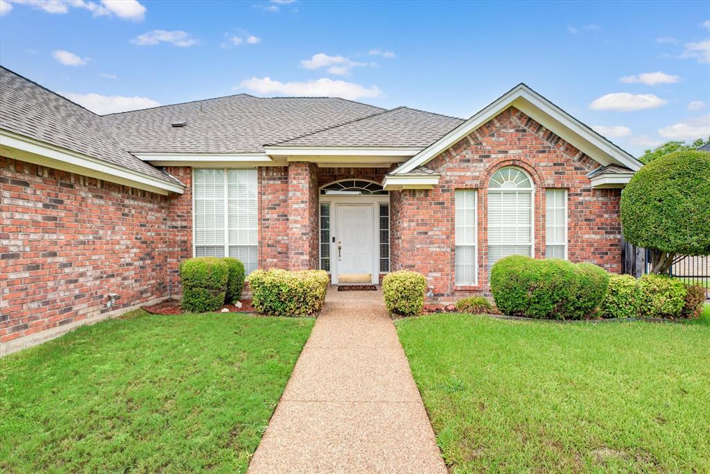 Club House Dr, North Richland Hills, TX 76148
