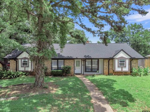 3325 Lockhaven St, Kilgore, TX, 75662-3038 | Card Image