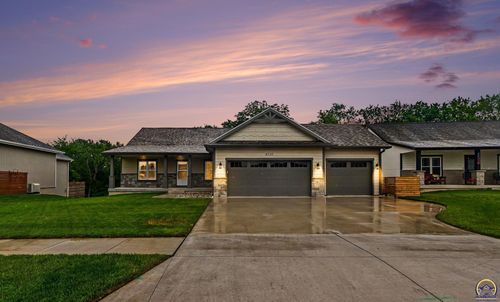 4330 Sw Lakeside Dr, Topeka, KS, 66610-1515 | Card Image