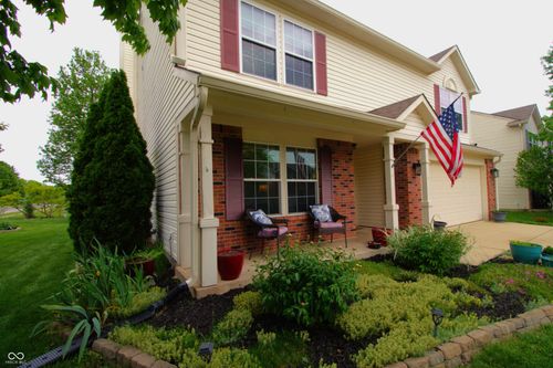 1098 Meadowview Ct, Franklin, IN, 46131-7374 | Card Image