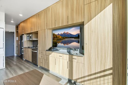 323-2670 Canyons Resort Dr, Park City, UT, 84098-1271 | Card Image