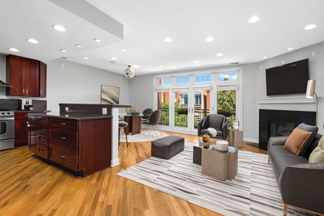 APT-203 - 2041 W Division St, Home with 2 bedrooms, 2 bathrooms and null parking in CHICAGO IL | Image 6