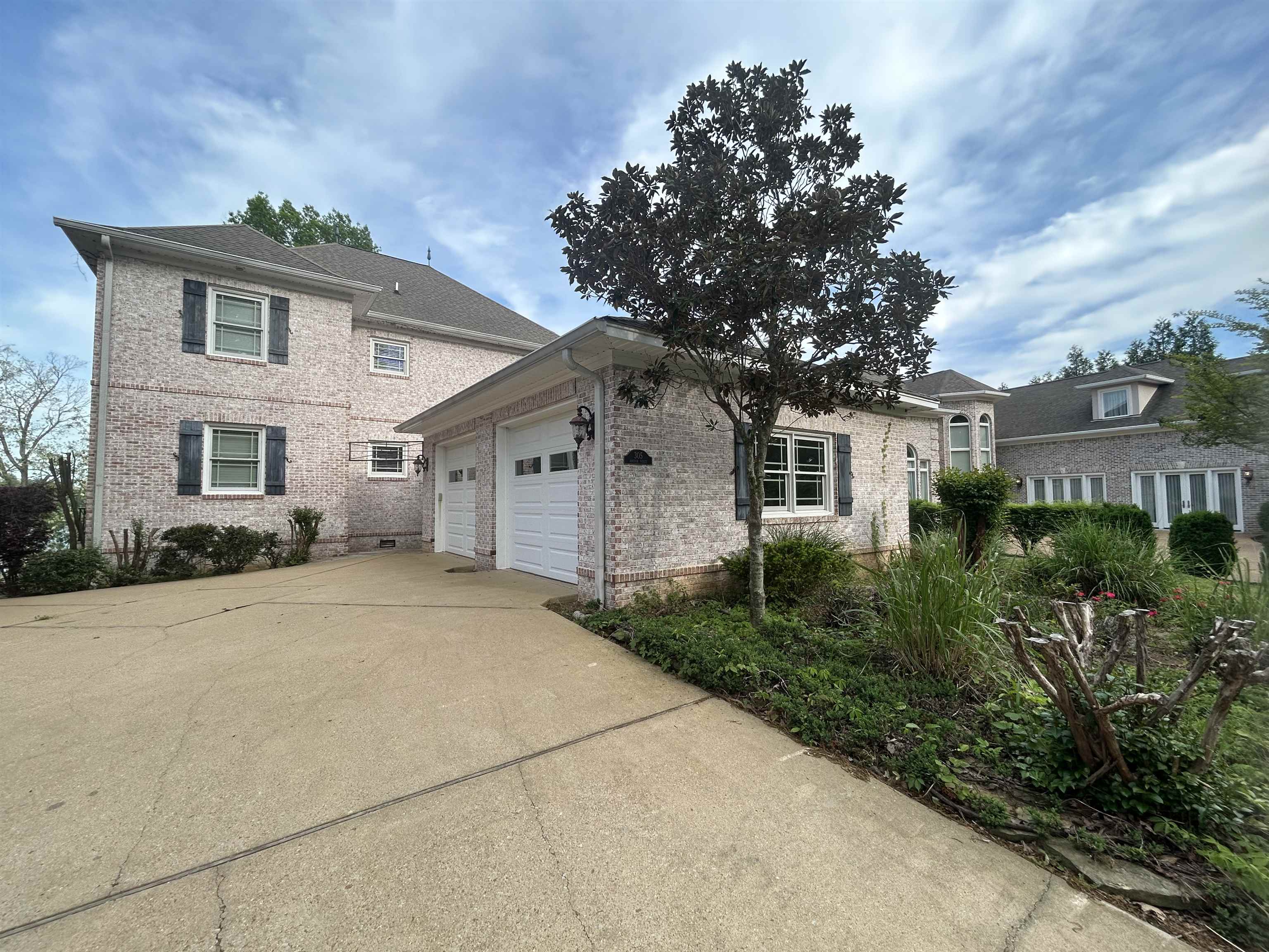 Anchor Bay Pt, Savannah, TN 38372