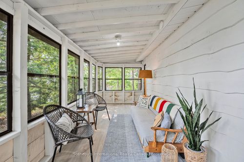 374 Stewart Lake Rd, Mactier, ON, P0C1H0 | Card Image