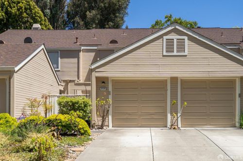 2536 Treeside Way, Richmond, CA, 94806-1953 | Card Image