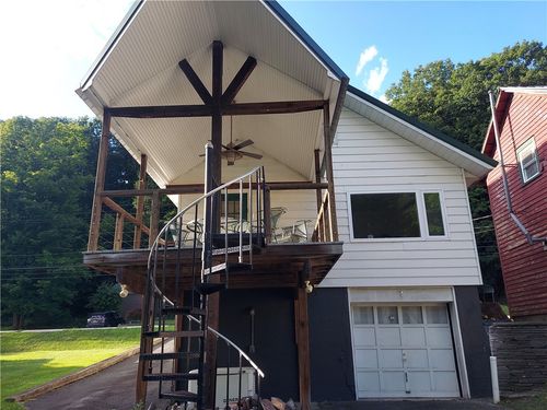 460 E Front St, Hancock, NY, 13783-1171 | Card Image
