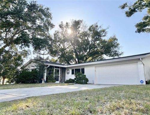 2040 Pine Ridge Drive, Clearwater, FL, 33763 | Card Image