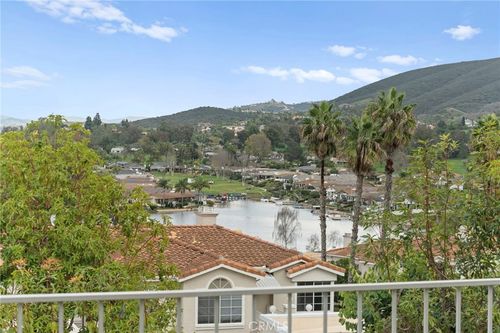 1652 Via Ocioso, San Marcos, CA, 92078-7225 | Card Image