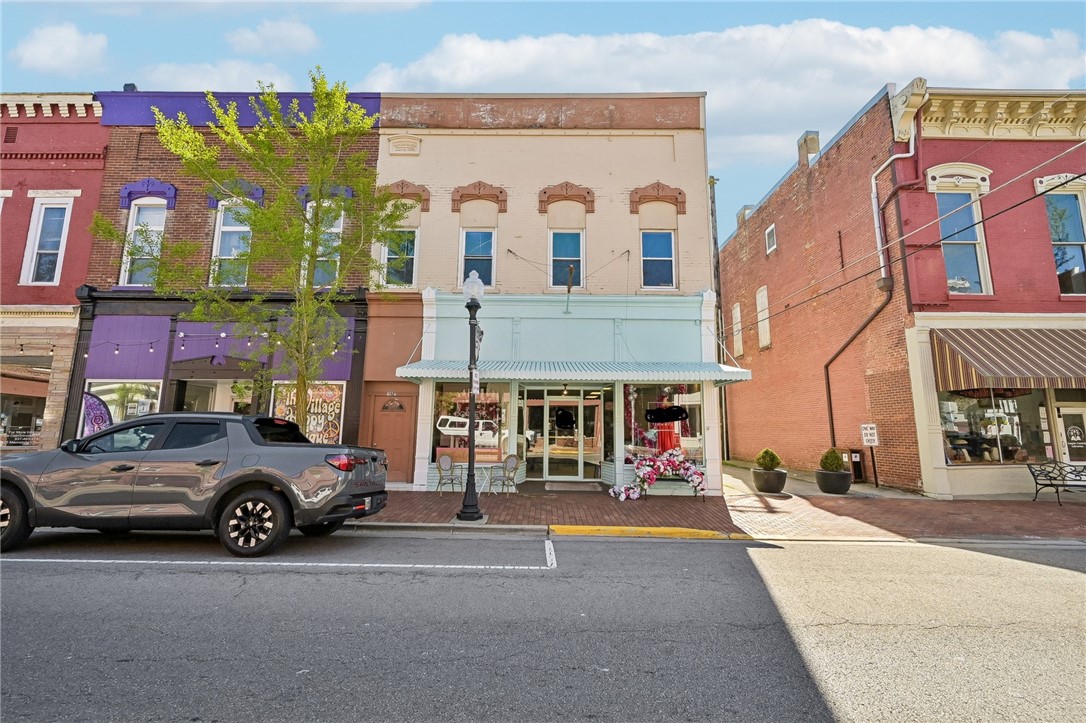 119 N Detroit St, West Liberty, OH 43357