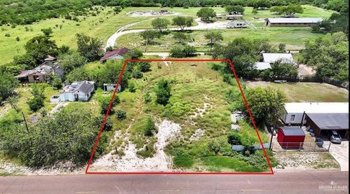 150 Guadalupe Flores Rd, Sullivan City, TX, 78595-2138 | Card Image