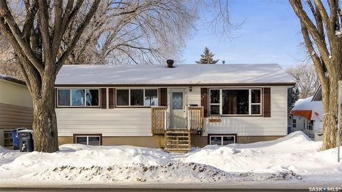 325 Av W N, Saskatoon, SK, S7L3G7 | Card Image