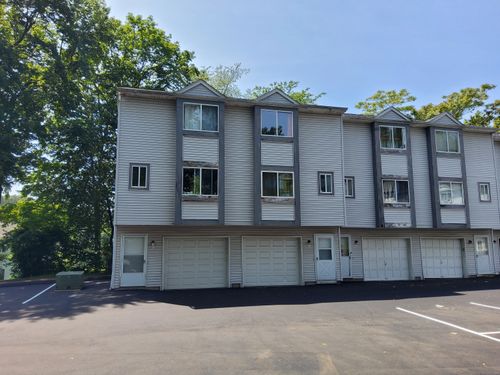 apt-b-35 Pearl Lake Rd, Waterbury, CT, 06706-2540 | Card Image