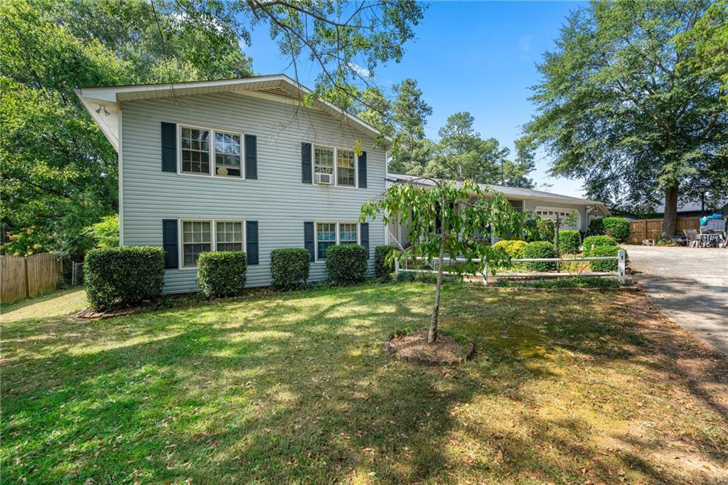 Grayson Pkwy, Grayson, GA 30017
