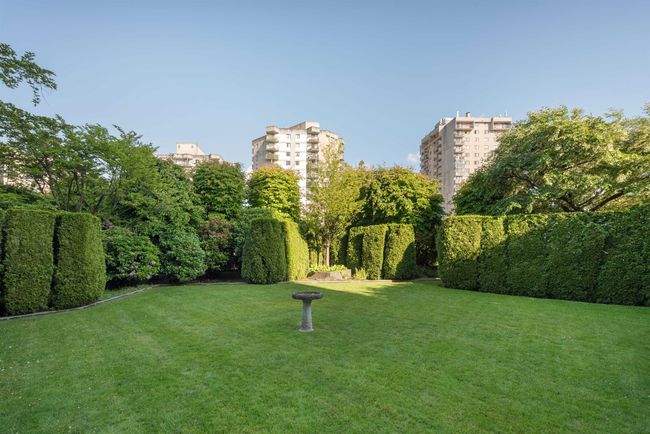 View of grassy yard | Image 38