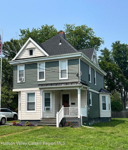 2 Sunset Blvd, Coxsackie, NY, 12051-1104 | Card Image