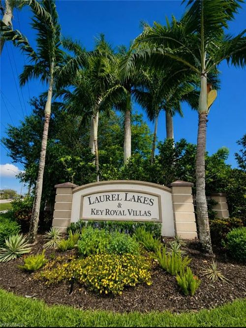 1312-8284 Key Royal Cir, NAPLES, FL, 34119-6813 | Card Image
