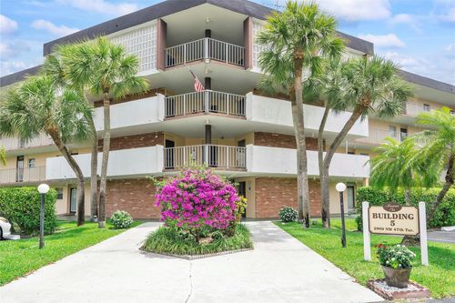 apt-303b-2900 Nw 47th Ter, Lauderdale Lakes, FL, 33313-1746 | Card Image