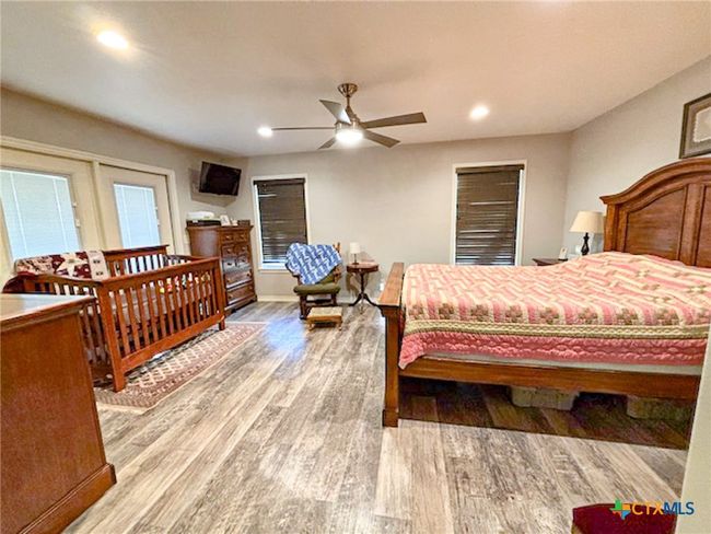 912 N Avenue G, House other with 4 bedrooms, 3 bathrooms and null parking in Shiner TX | Image 11