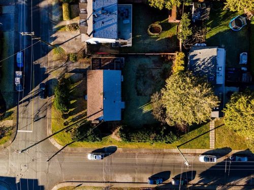 780 16th St E, North Vancouver, BC, V7L2V1 | Card Image