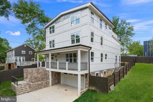 2902 Vista St Ne, WASHINGTON, DC, 20018-2636 | Card Image