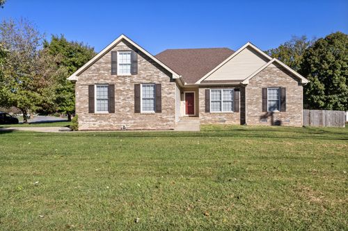 751 Isaac Dr, Clarksville, TN, 37040-5687 | Card Image