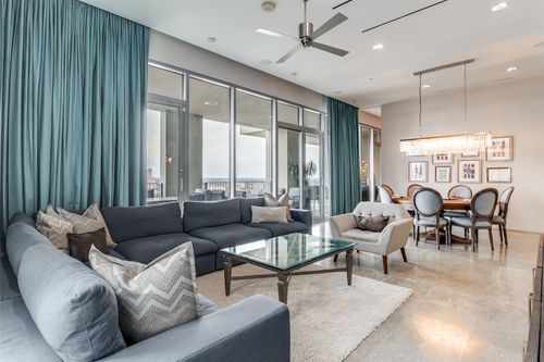 1810-1717 Arts Plz, Dallas, TX, 75201 | Card Image