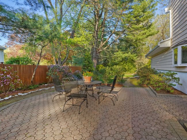 8 Dorset Rd, House other with 4 bedrooms, 2 bathrooms and null parking in Norwalk CT | Image 6