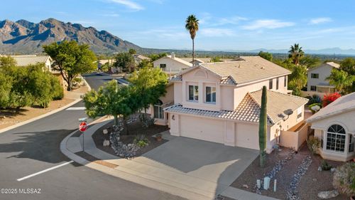 2051 W Hidden Pointe Court, Oro Valley, AZ, 85737 | Card Image