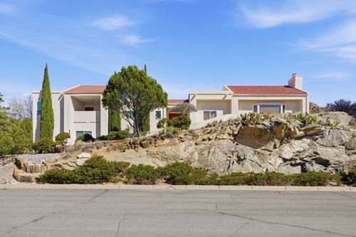 900 Piedra Larga Place Ne, Albuquerque, NM, 87123 | Card Image