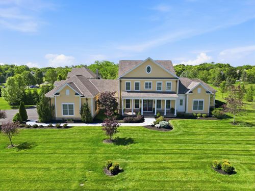 7760 Lindell Ln, Powell, OH, 43065-7138 | Card Image