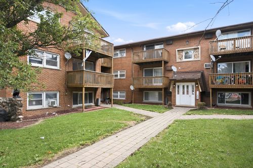 2a-10747 S Harlem Ave, Worth, IL, 60482-1155 | Card Image
