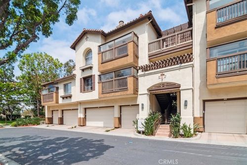 1006-2960 Champion Way, Tustin, CA, 92782 | Card Image