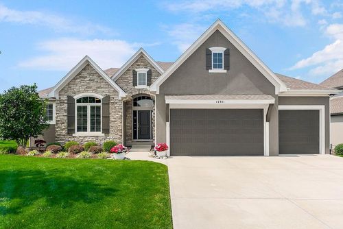 12901 W 172nd St, Overland Park, KS, 66221-6913 | Card Image
