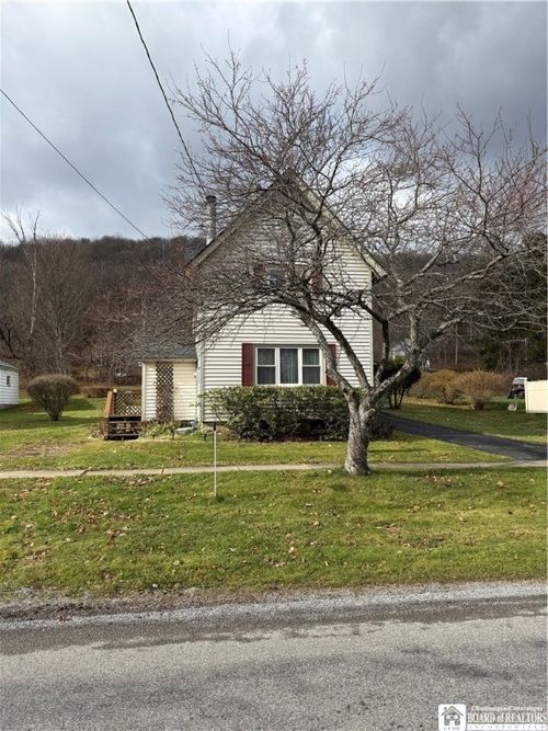 87 South St, Cattaraugus, NY, 14719-1216 | Card Image