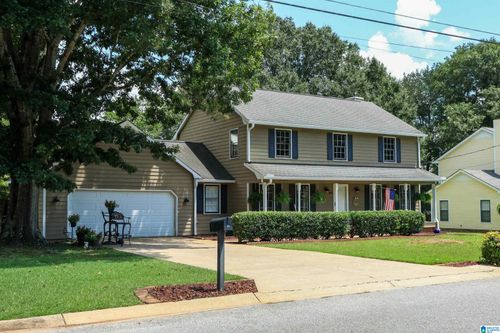 805 Edgewood Dr, Anniston, AL, 36207-7199 | Card Image