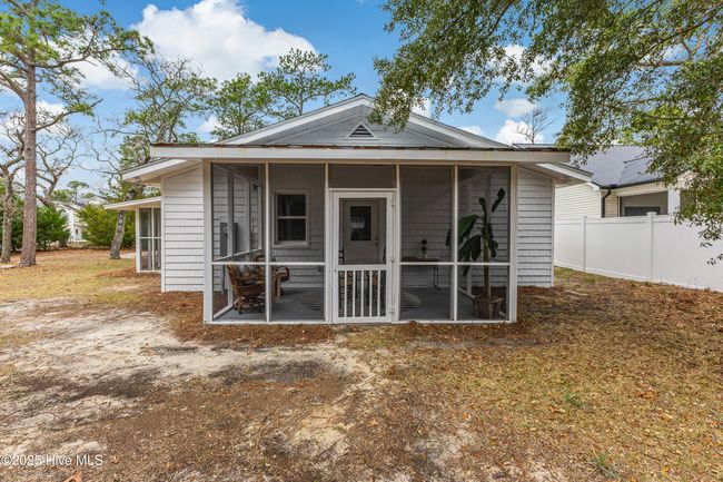 114 Nw 14 Th St, House other with 3 bedrooms, 2 bathrooms and null parking in Oak Island NC | Image 32
