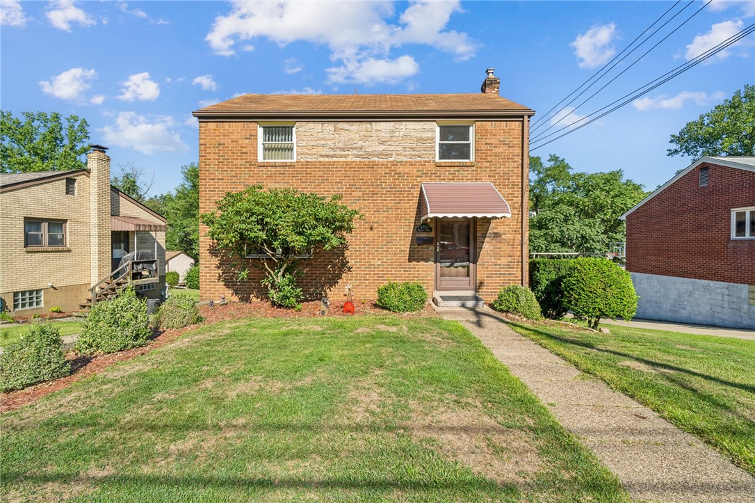 Woodhill Dr, Homestead, PA 15120