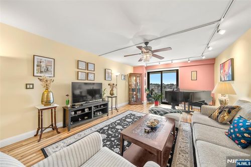 7855 Boulevard, North Bergen, NJ, 07047-5938 | Card Image