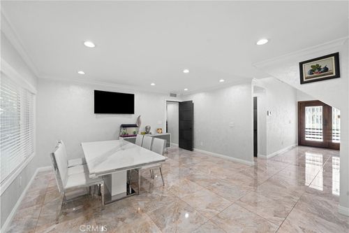 25515 Novela Way, Valencia, CA, 91355-2944 | Card Image