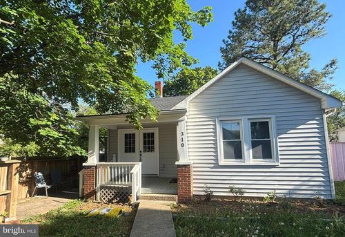 310 Frazer Pl, FRONT ROYAL, VA, 22630-3026 | Card Image