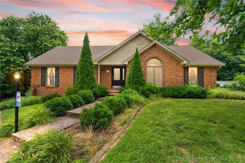 3625 Greenfield Dr, New Albany, IN, 47150-6507 | Card Image