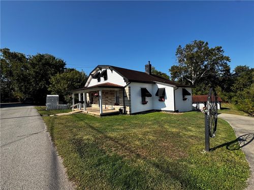 313 N Market St, Carmichaels, PA, 15320-1227 | Card Image