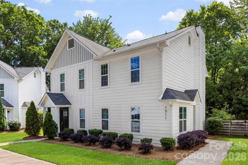 b-1511 Briar Creek Rd, Charlotte, NC, 28205-6751 | Card Image