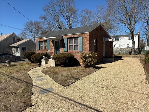 21 Sherwood Dr, Mastic Beach, NY, 11951-3207 | Card Image