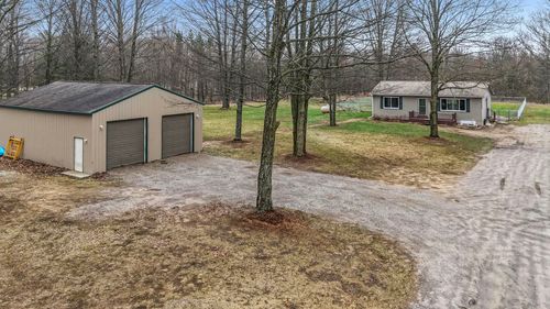 11337 Riley Road, Green Lake Township, MI, 49643 | Card Image