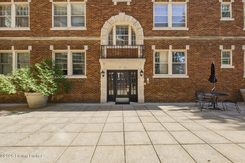 10-1601 Spring Dr, Louisville, KY, 40205-1379 | Card Image