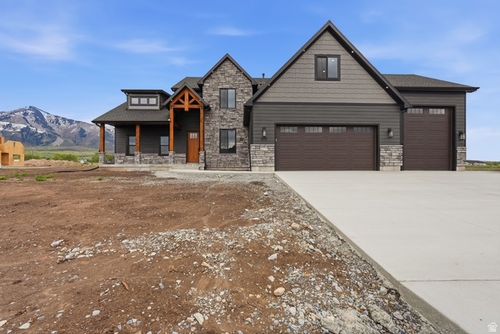 2970 N 2100 E, North Logan, UT, 84341-8339 | Card Image