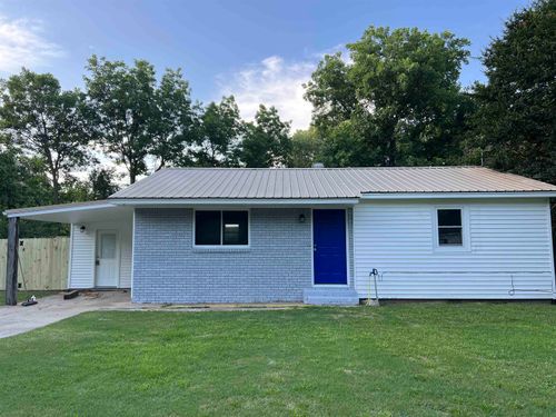 812 E Springer St, Manila, AR, 72442-8398 | Card Image