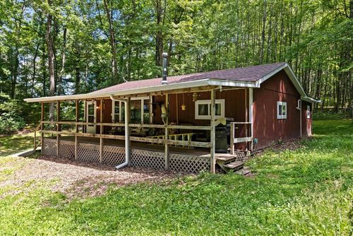 E559 Indian Valley Road, SCANDINAVIA, WI, 54981 | Card Image