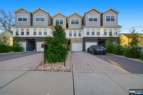 93 Prospect St, Garfield, NJ, 07026-2562 | Card Image